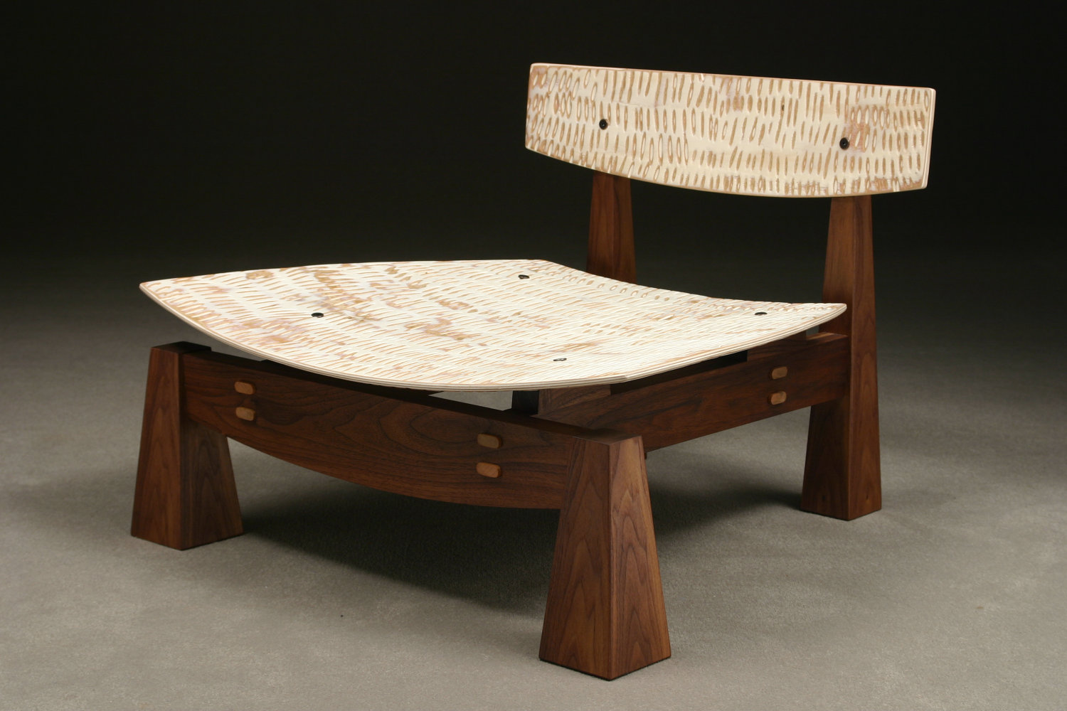 Японская деревянная мебель
