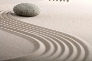 zen-sand-stone-garden